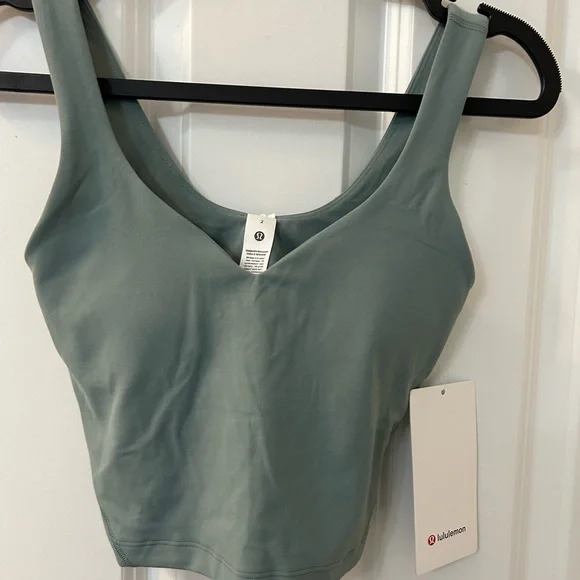 NWT Lululemon Align Tank fits A/B cup size 2 in Crater Blue - Picture 2 of 5